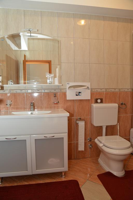 Hotel Venezia Imotski Eksteriør billede